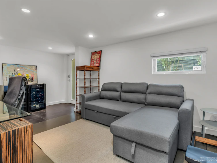 946 W 20th Avenue, Vancouver, BC, V5Z 1Y5 - 31