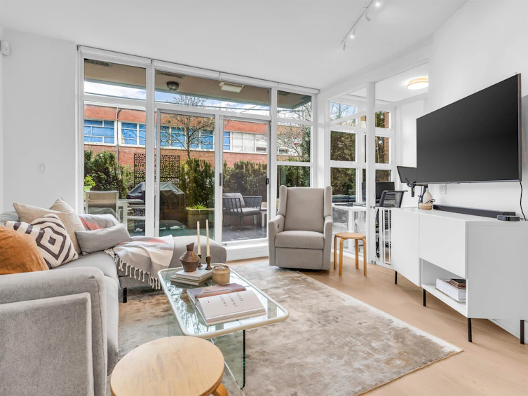 201-298 E 11th Avenue, Vancouver, BC, V5T 0A2 - 3