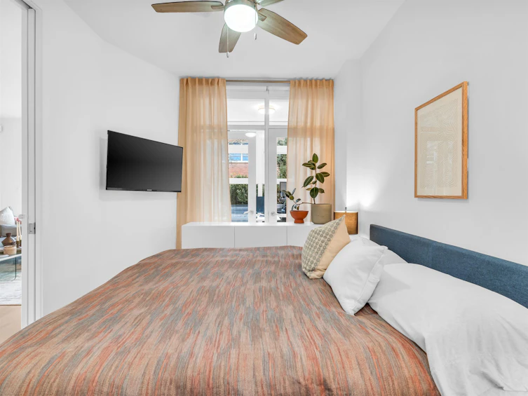 201-298 E 11th Avenue, Vancouver, BC, V5T 0A2 - 16