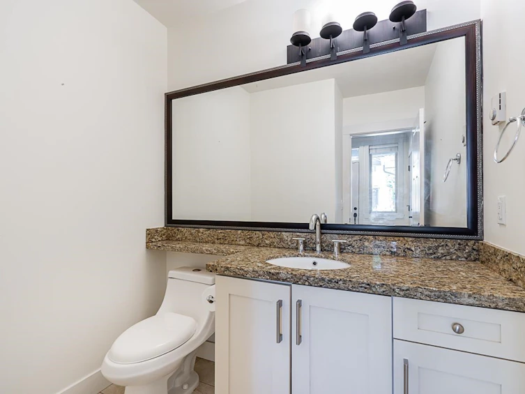 27-15168 66a Avenue, Surrey, BC, V3S 1X2 - 15
