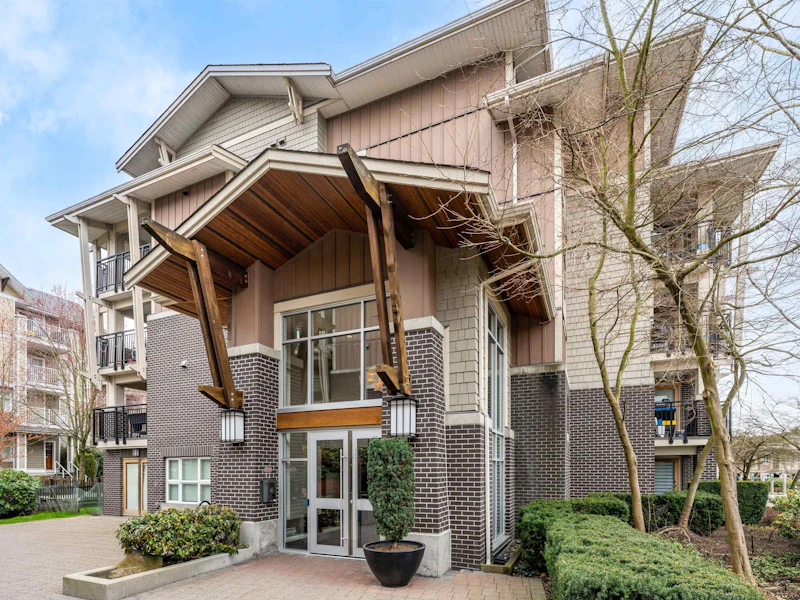 103 - 5775 Irmin Street, Burnaby BC V5J 0C3