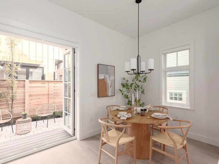 1963 Napier Street, Vancouver, BC, V5L 2N6 - 8