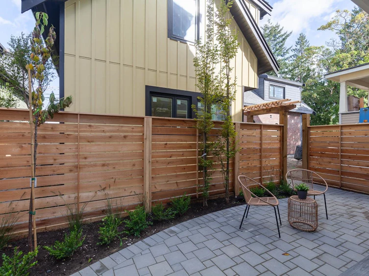 1963 Napier Street, Vancouver, BC, V5L 2N6 - 23
