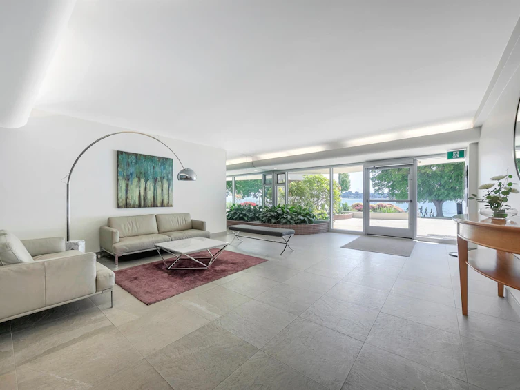 301-1949 Beach Avenue, Vancouver, BC, V6G 1Z2 - 4