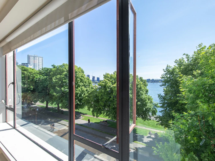 301-1949 Beach Avenue, Vancouver, BC, V6G 1Z2 - 8