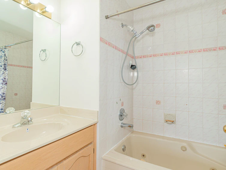 8058 163a Street, Surrey, BC, V4N 0J6 - 29