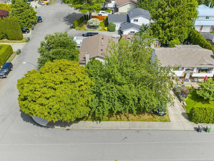 3504 Mierau Court, Abbotsford, BC, V2S 6H2 - 32