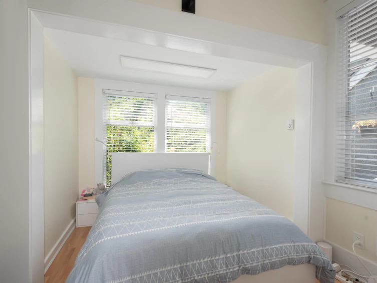 3652 Point Grey Road, Vancouver, BC, V6R 1A9 - 9