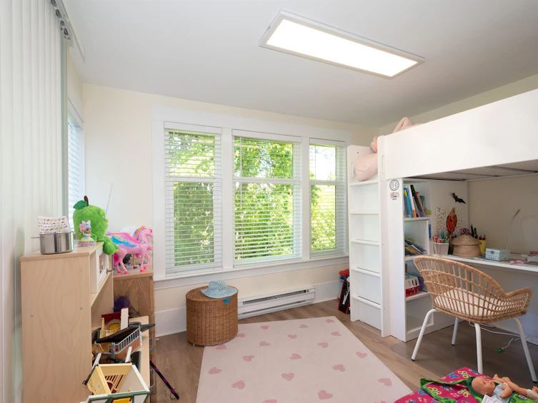 3652 Point Grey Road, Vancouver, BC, V6R 1A9 - 8