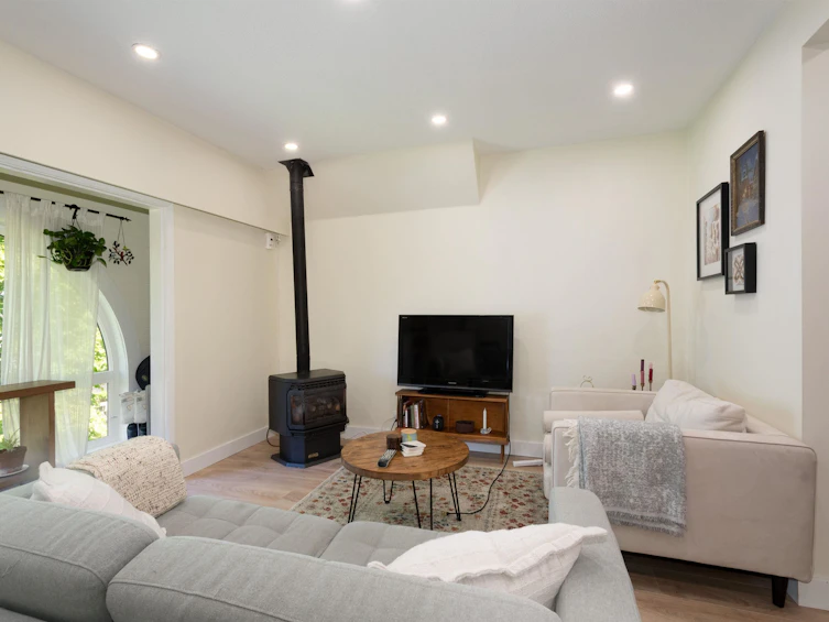 3652 Point Grey Road, Vancouver, BC, V6R 1A9 - 16
