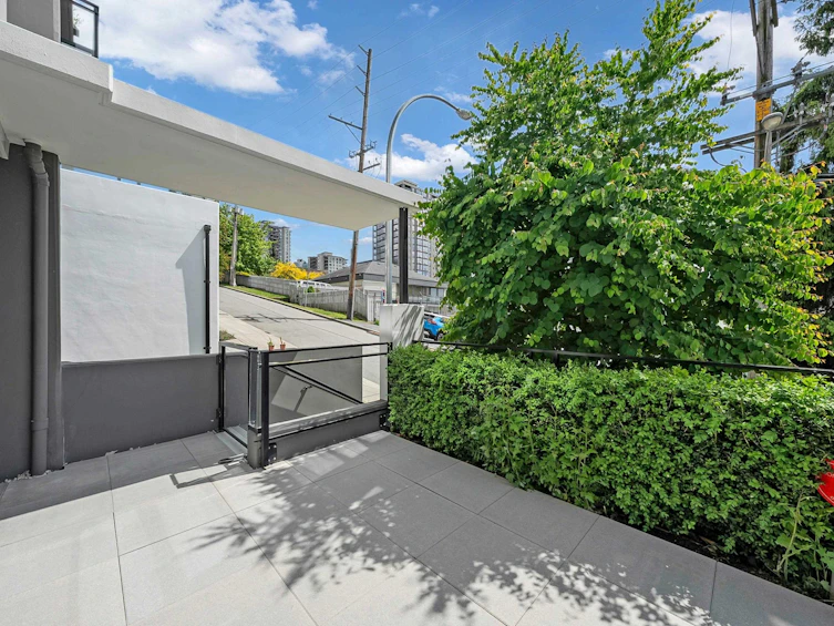1017 Quebec Street, New Westminster, BC, V3M 0M3 - 3