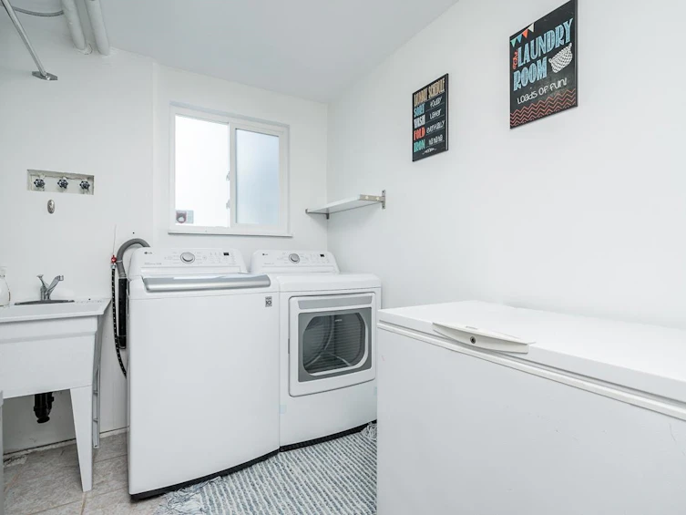 10-10900 No. 3 Road, Richmond, BC, V7A 1X1 - 19