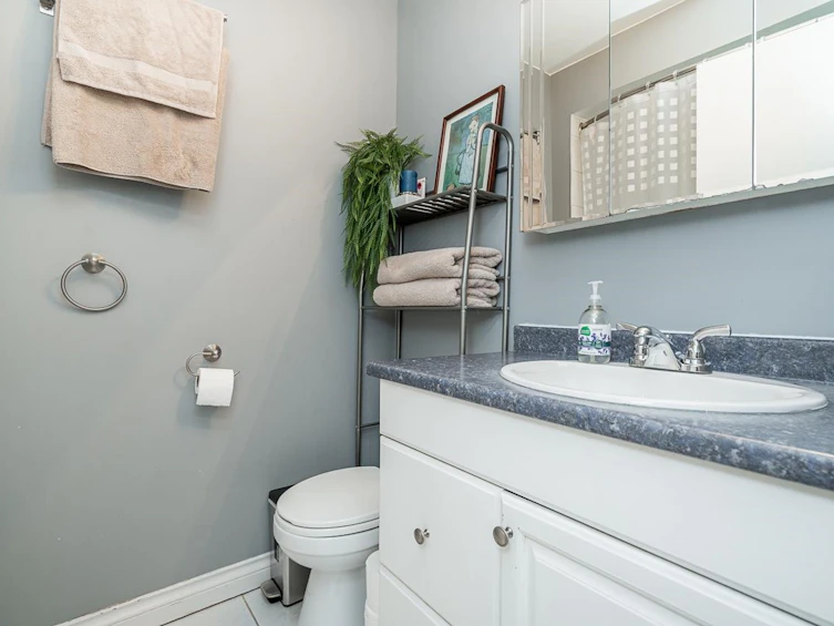 10-10900 No. 3 Road, Richmond, BC, V7A 1X1 - 16