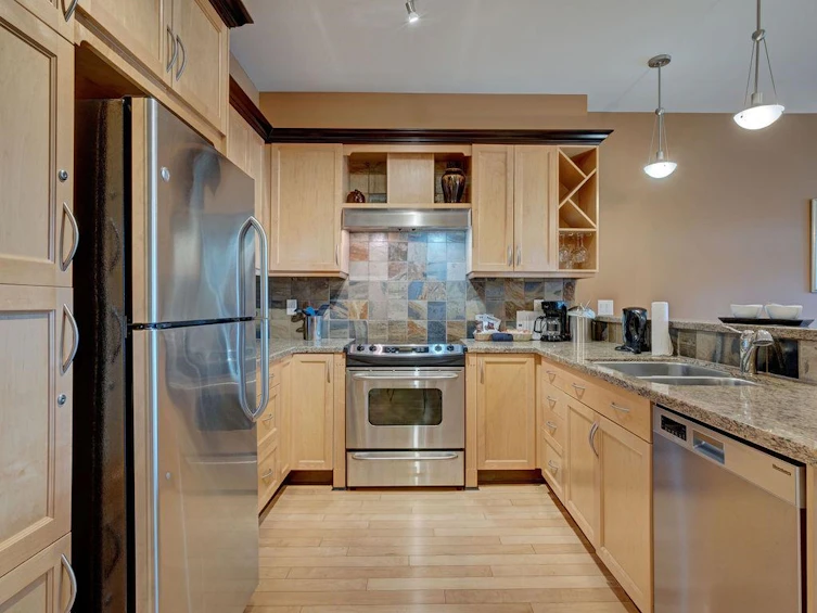 20D-12849 Lagoon Road, Pender Harbour Egmont, BC, V0N 2H0 - 5