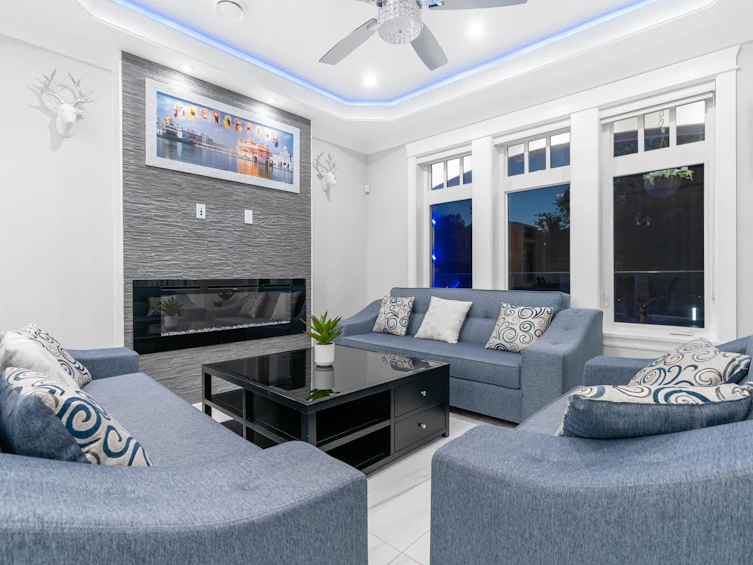 740 E 50th Avenue, Vancouver, BC, V5X 1B3 - 3