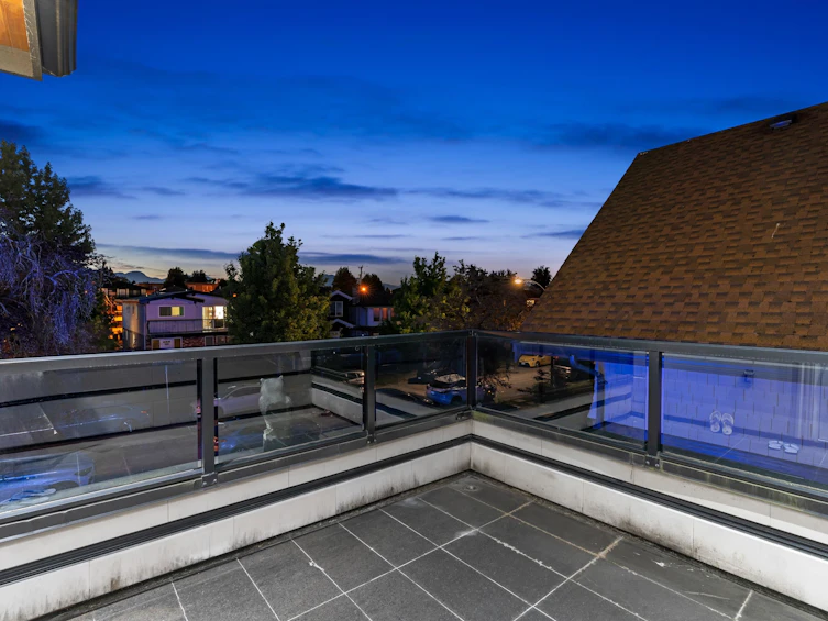 740 E 50th Avenue, Vancouver, BC, V5X 1B3 - 24