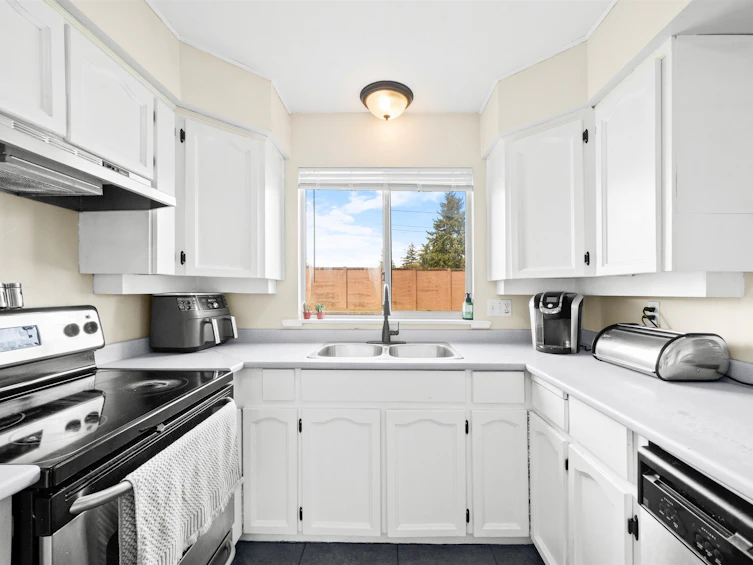 8575 Brooke Road, Delta, BC, V4C 4G2 - 15