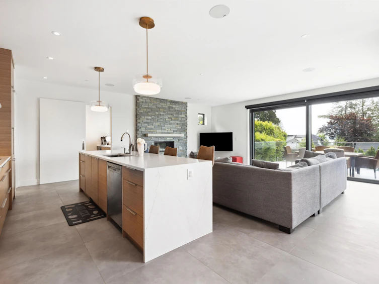2678 Mathers Avenue, West Vancouver, BC, V7V 2J4 - 13