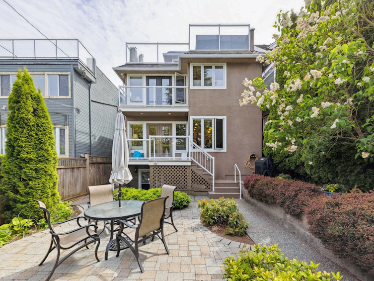 3049 W 27th Avenue, Vancouver, BC, V6L 1W6 - 37