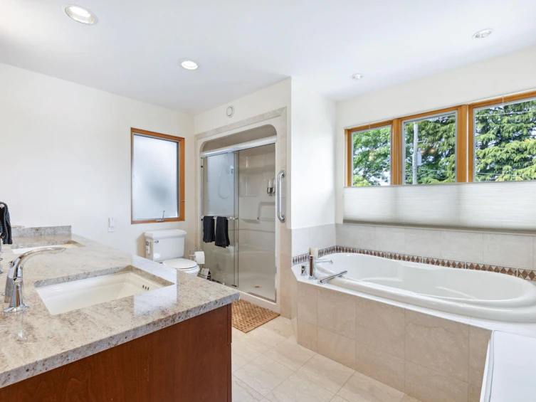 3049 W 27th Avenue, Vancouver, BC, V6L 1W6 - 20