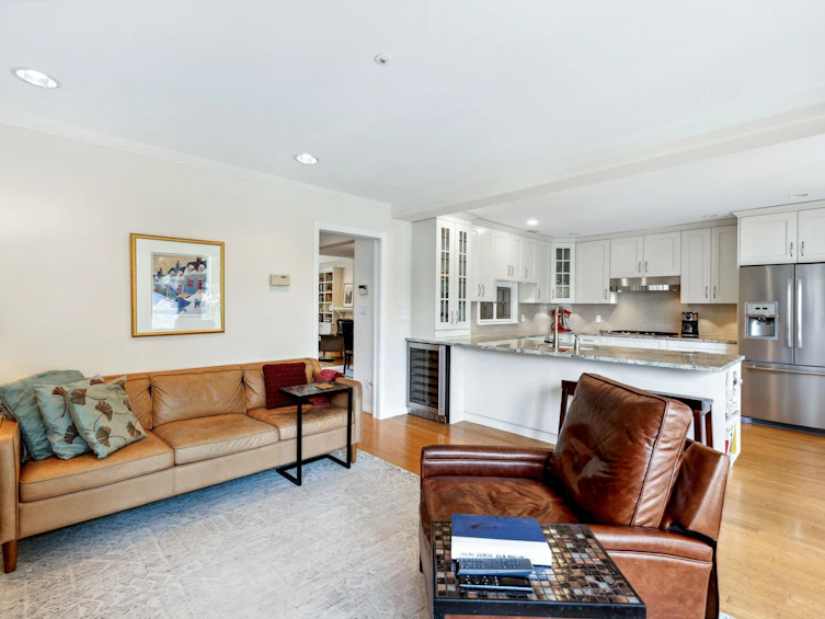 3049 W 27th Avenue, Vancouver, BC, V6L 1W6 - 15