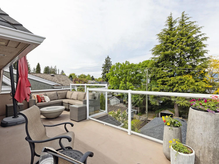 3049 W 27th Avenue, Vancouver, BC, V6L 1W6 - 32