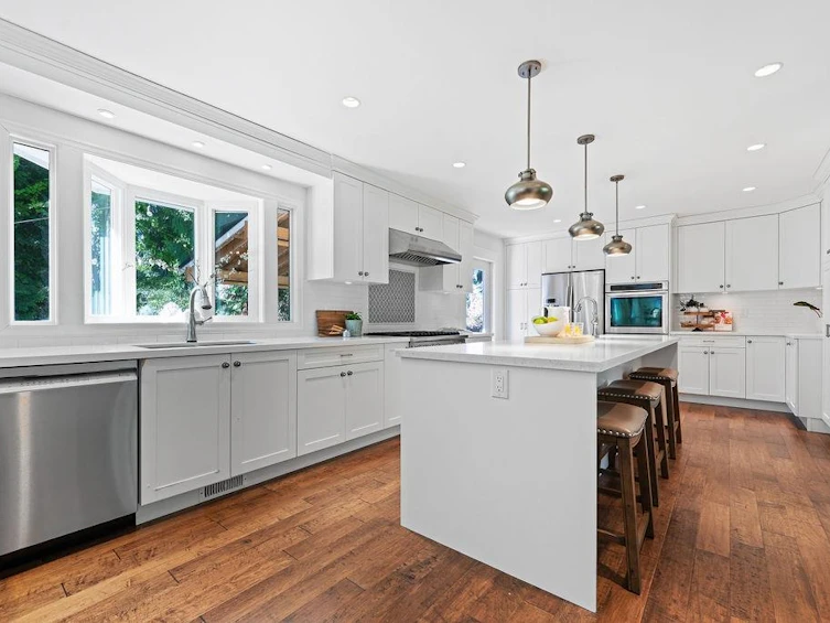1747 Amble Greene Drive, Surrey, BC, V4A 6H3 - 3