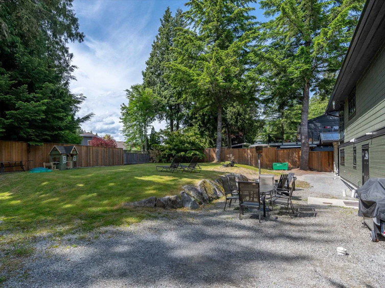 40629 Perth Drive, Squamish, BC, V0N 1T0 - 24