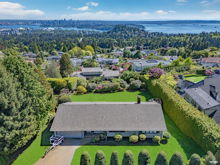 820 Knockmaroon Road, West Vancouver, BC, V7S 1R6 - 2