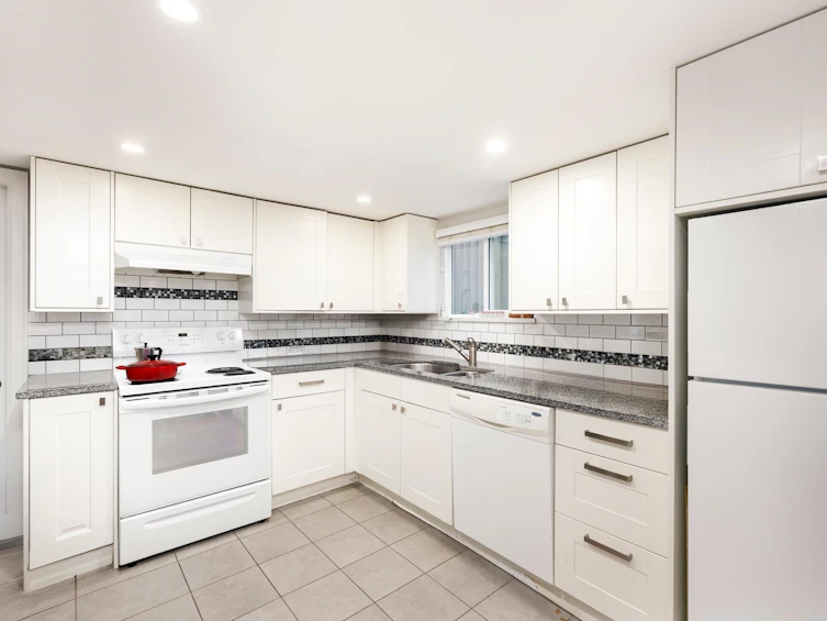 5287 Somerville Street, Vancouver, BC, V5W 3H3 - 14