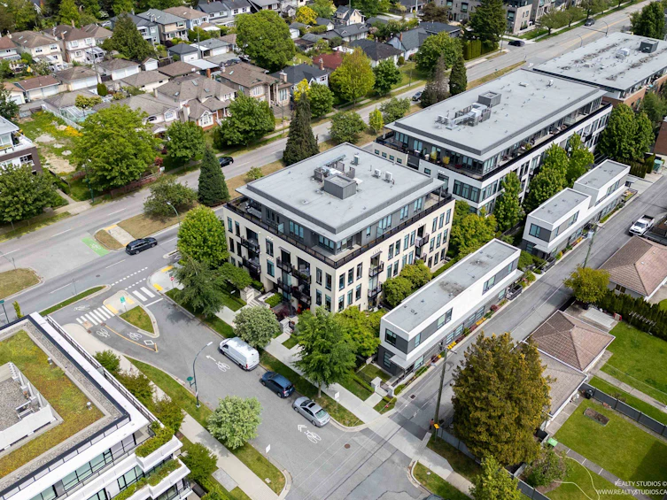 305-4118 Yukon Street, Vancouver, BC, V5Y 0M9 - 35