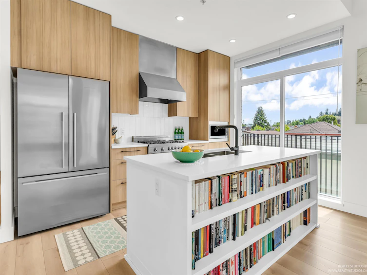 305-4118 Yukon Street, Vancouver, BC, V5Y 0M9 - 10