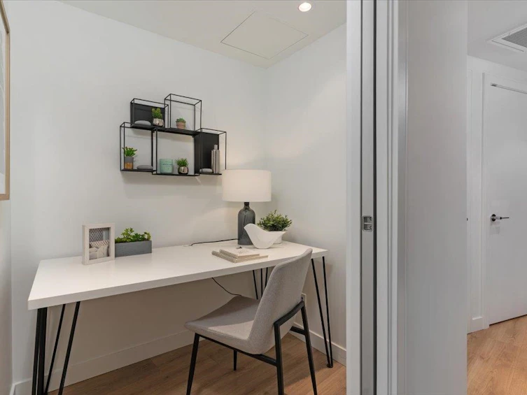 2208-1500 Fern Street, North Vancouver, BC, V7J 0E6 - 21