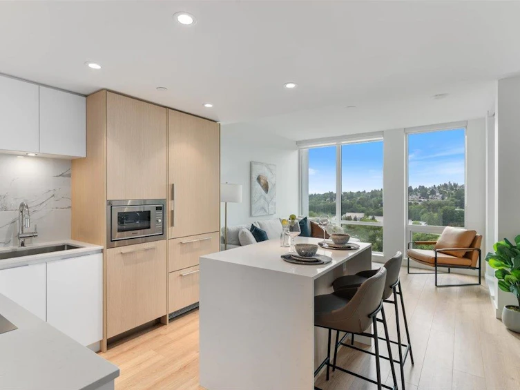 2208-1500 Fern Street, North Vancouver, BC, V7J 0E6 - 5