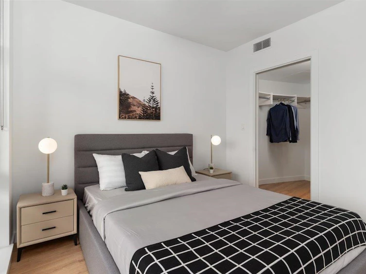 2208-1500 Fern Street, North Vancouver, BC, V7J 0E6 - 18
