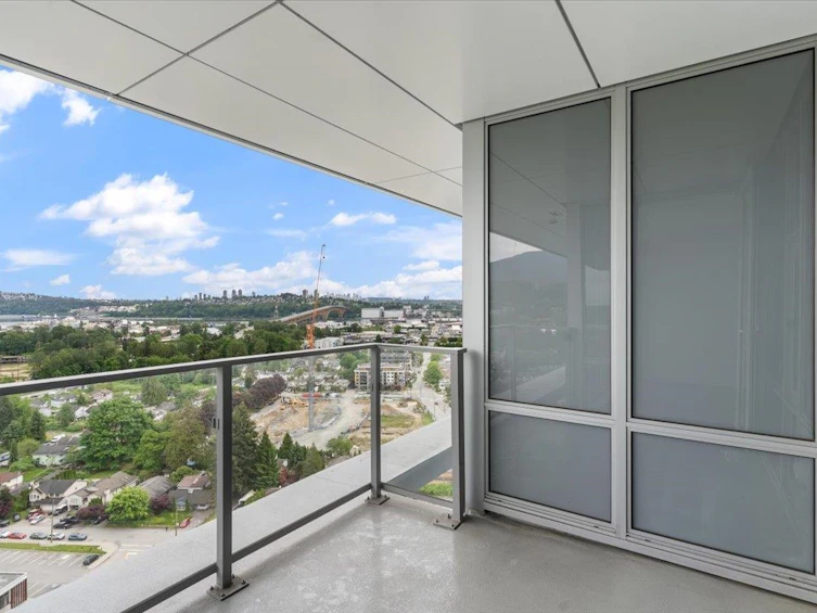 2304-1500 Fern Street, North Vancouver, BC, V7J 0E6 - 4