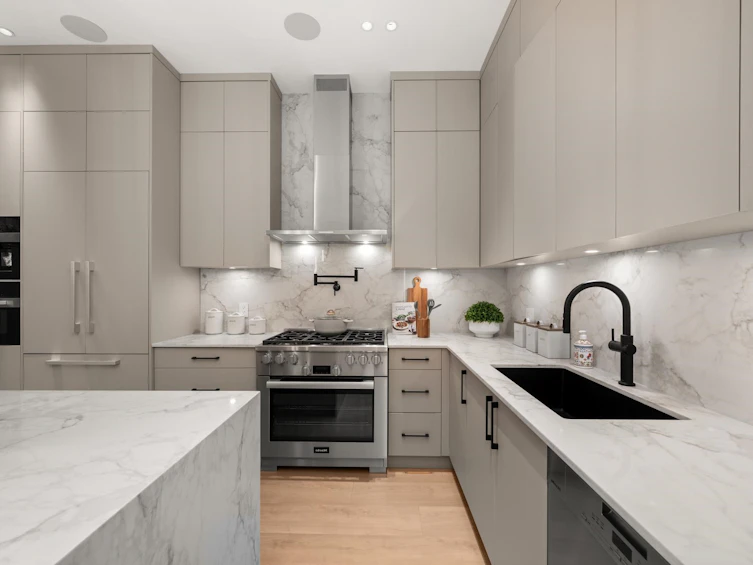 324 E 18 Street, North Vancouver, BC, V7L 2Y9 - 12