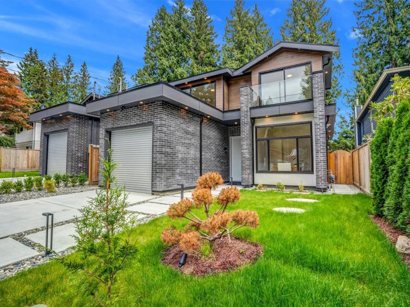 4442 Hoskins Road, North Vancouver BC