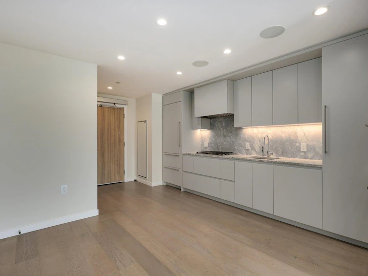 607-7418 Paulson Street, Vancouver, BC, V6P 0K2 - 5