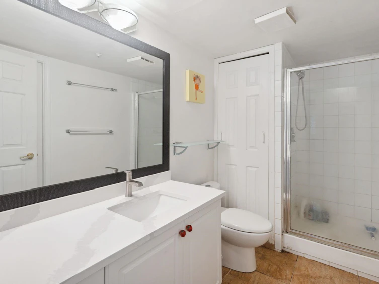 211-2677 E Broadway, Vancouver, BC, V5M 1Y6 - 14