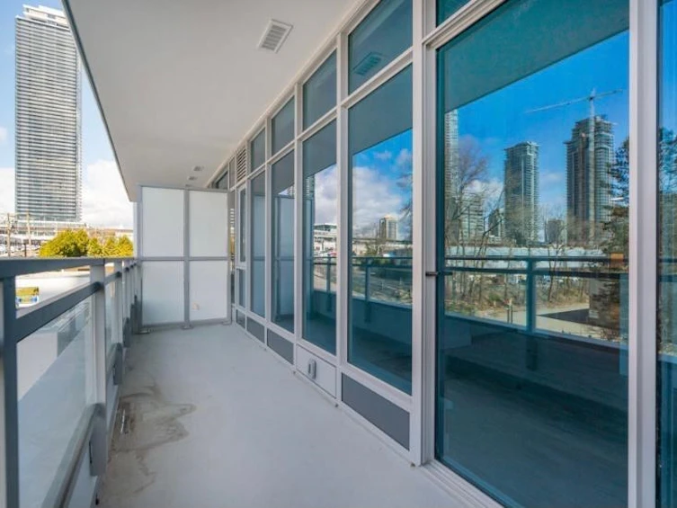 404-2288 Alpha Avenue, Burnaby, BC, V5C 0L9 - 11