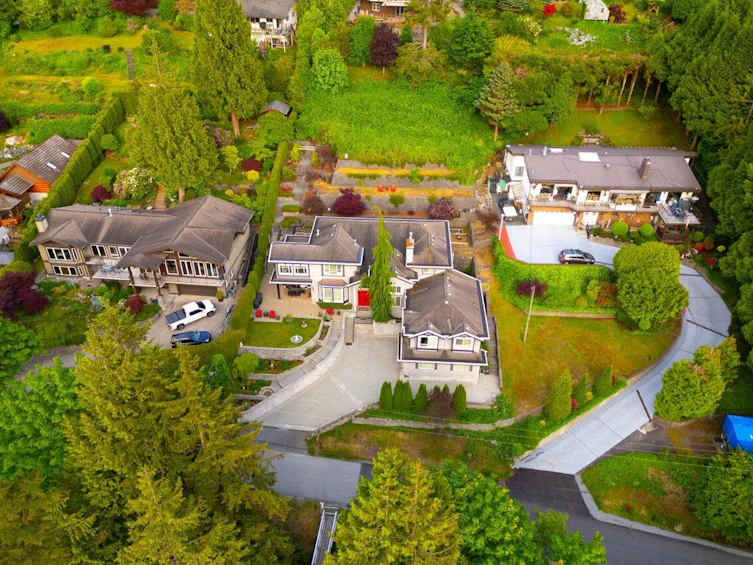 3732 Marine Avenue, Port Moody, BC, V3H 4R8 - 37