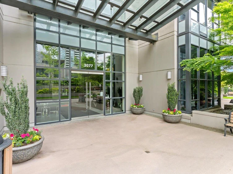 607-2077 Rosser Avenue, Burnaby, BC, V5C 0G6 - 2
