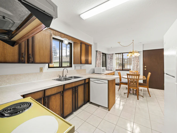 739 W 62nd Avenue, Vancouver, BC, V6P 2E1 - 10