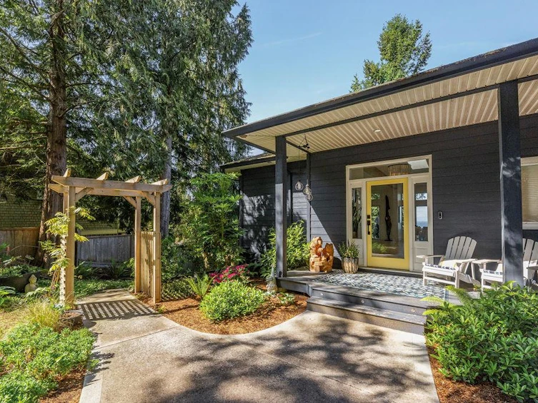1599 Grandview Road, Gibsons, BC, V0N 1V5 - 2