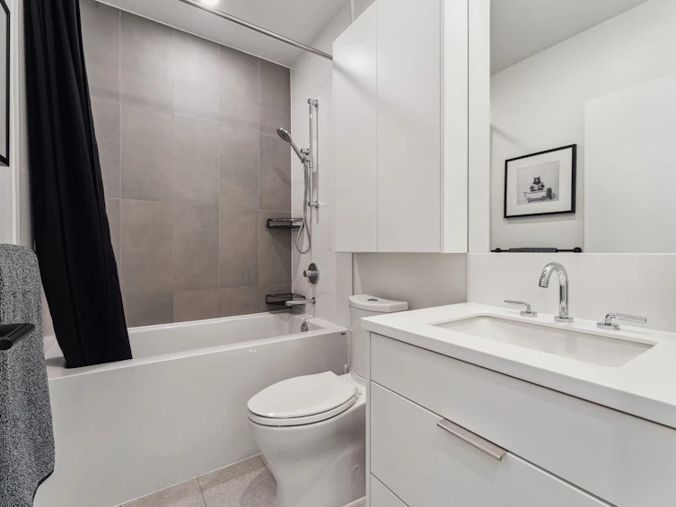 117-650 E 2nd Street, North Vancouver, BC, V7L 1E3 - 10