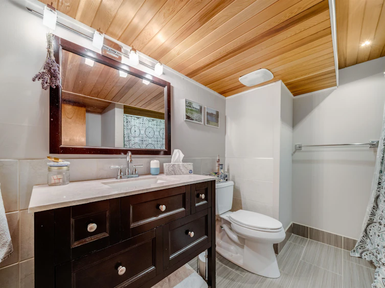 916 Stewart Avenue, Coquitlam, BC, V3K 2N6 - 24