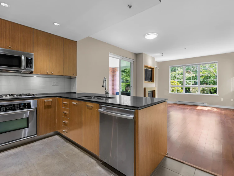 170-2940 King George Boulevard, Surrey, BC, V4P 0E5 - 3