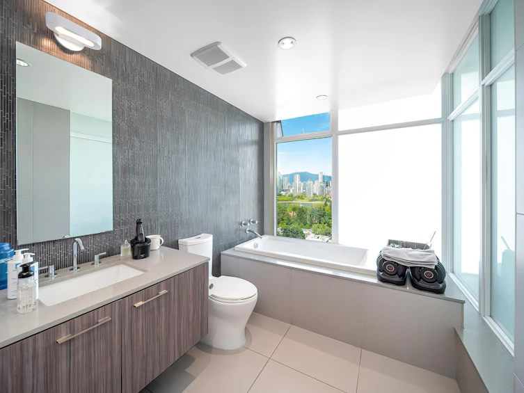 1502-2411 Heather Street, Vancouver, BC, V5Z 0B7 - 16