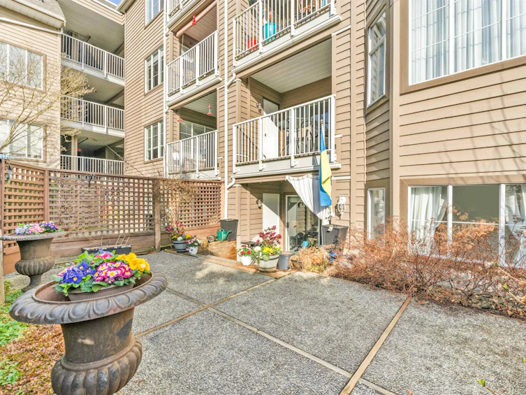 305-1050 Bowron Court, North Vancouver, BC, V7H 2X6 - 33